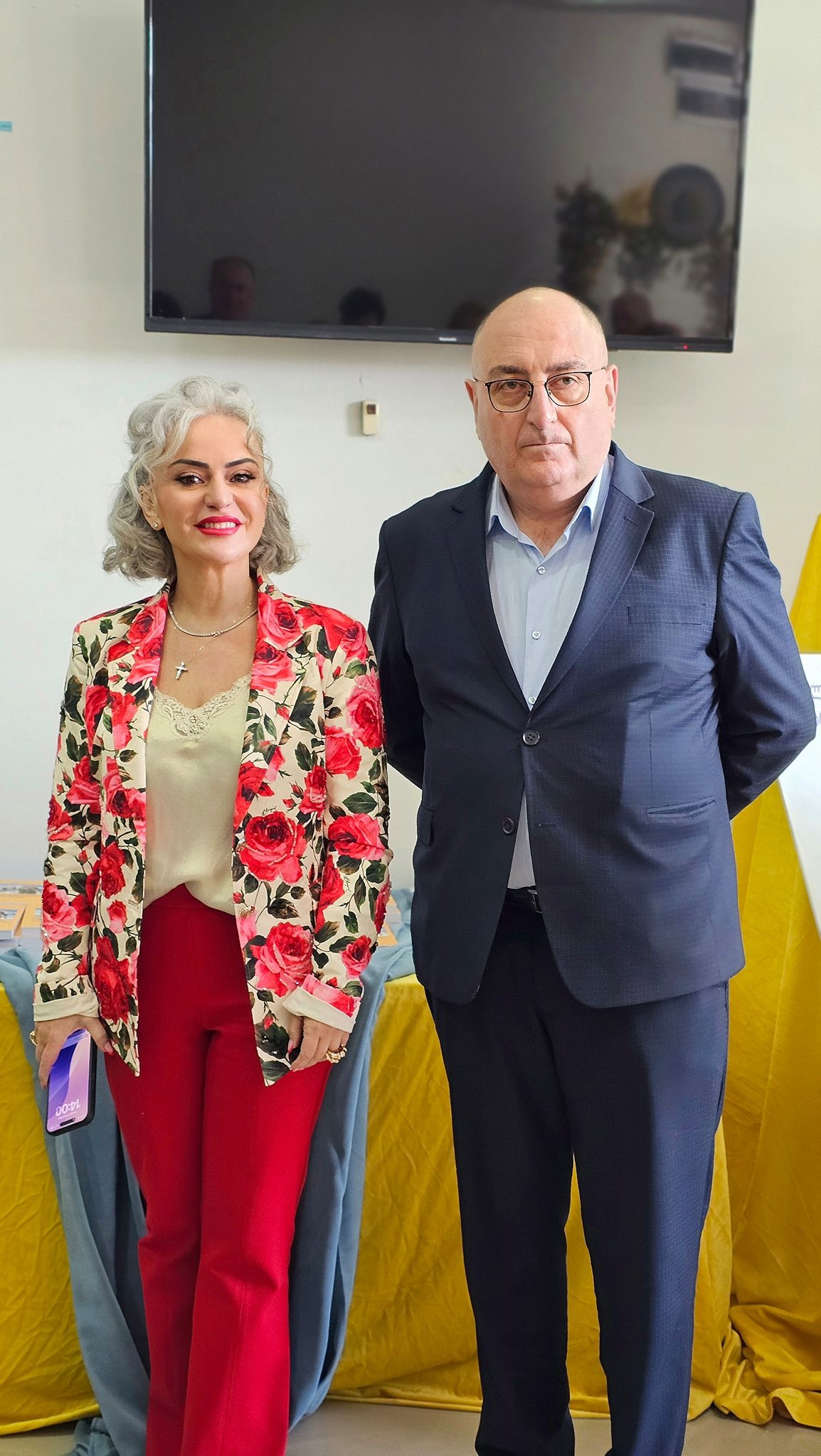 ახალი სახელმძღვანელოს პრეზენტაცია