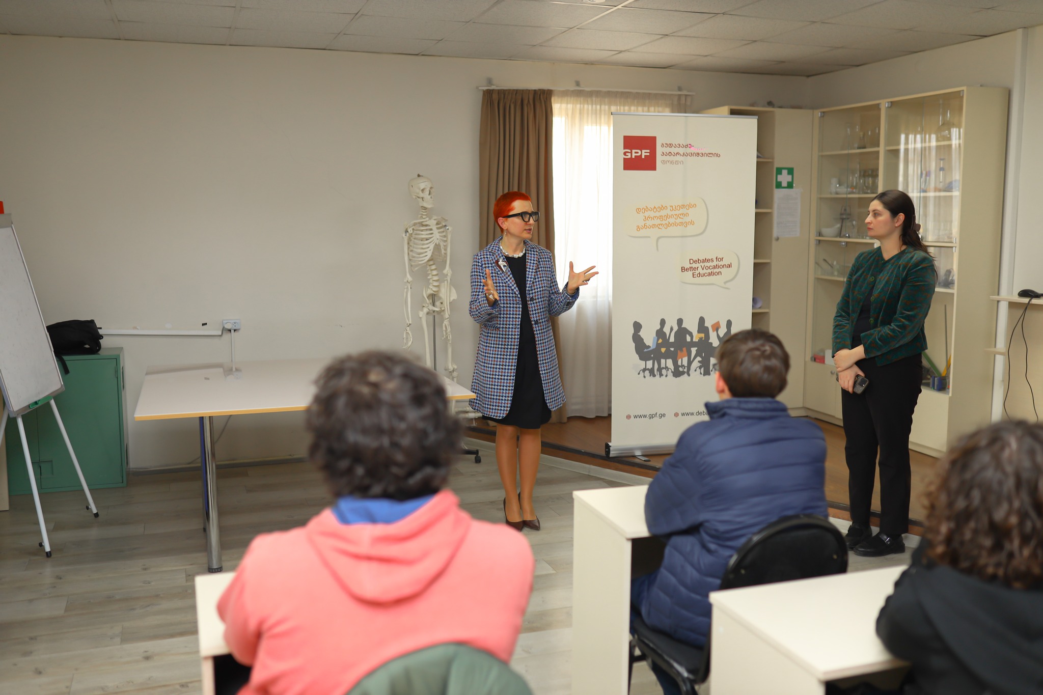 ტრენინგ-სემინარი თემაზე: „კომუნიკაციის უნარების განვითარება ნებისმიერ პროფესიაში“.